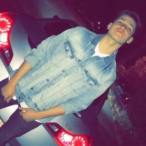 Meet your Posher, Diego